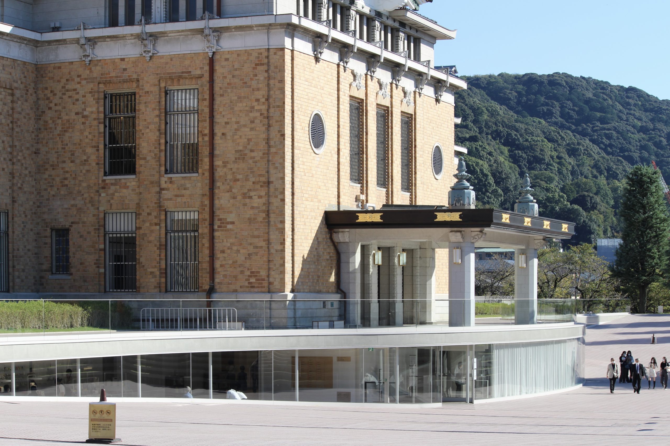 「京都国立博物館 平成知新館」をご紹介します。日本的空間構成の近代建築！谷口吉生建築設計研究所